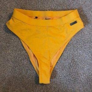 Gymshark essence bikini bottoms